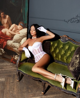 Живу в Москве, так что ты можешь со мной встретиться в любое удобное время.
Мои услуги включают классический секс, оральные удовольствия, эротический массаж и многое другое. Я открыта для экспериментов и готова исполнить все твои фантазии.
У меня есть отличные отзывы от предыдущих клиентов, которые подтверждают мою неземную красоту и невероятную страстность. Фото настоящие, можно увидеть в моем профиле.
Не упускай возможность окунуться в мир наслаждения со мной. Жду тебя, чтобы сделать нашу встречу незабываемой 😘😈 2225, 23 года